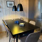 Ski-in & Ski-out In Hafjell Апартаменты Эйер