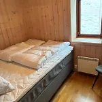 Ski-in & Ski-out In Hafjell Апартаменты *